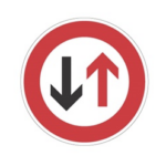 Priority of oncoming traffic